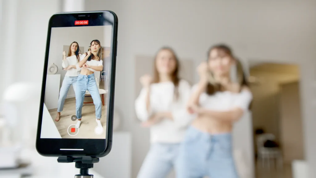 Jasa Pembuatan Konten TikTok yang Bikin FYP Terus! 3 jasa pembuatan konten tiktok